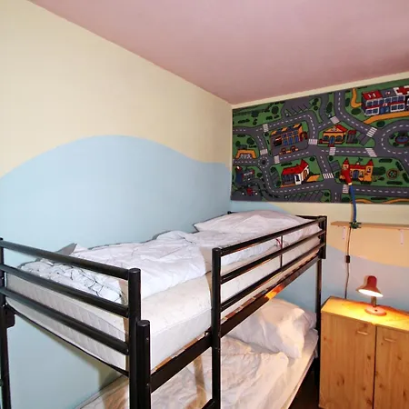 Apartment H06-002 *
